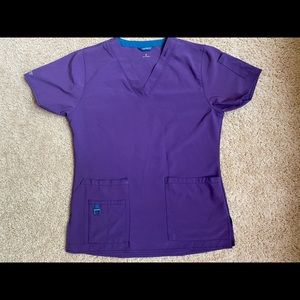 Carhartt 3 Pocket Scrub Top